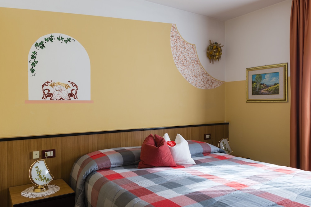 1 BEDROOM, CLASSIC