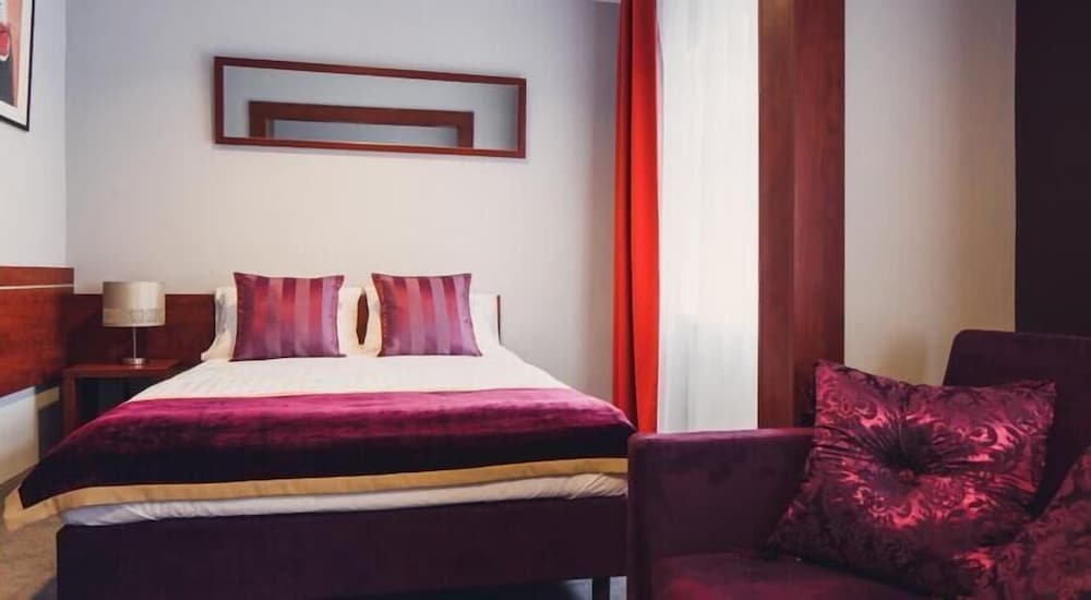 Hotel Chmielna 7/25