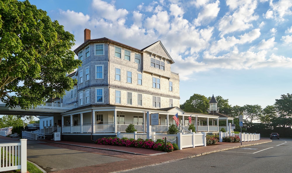 HARBOR VIEW HOTEL 40/50
