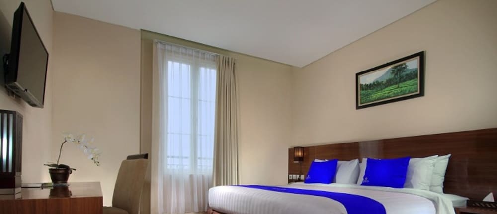 Hotel Namira Syariah Pekalongan 21/61