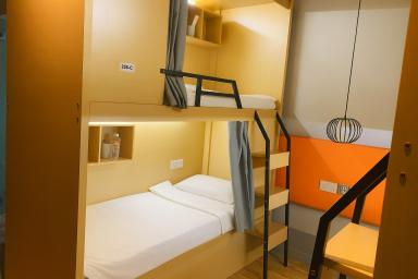 Room, No Window