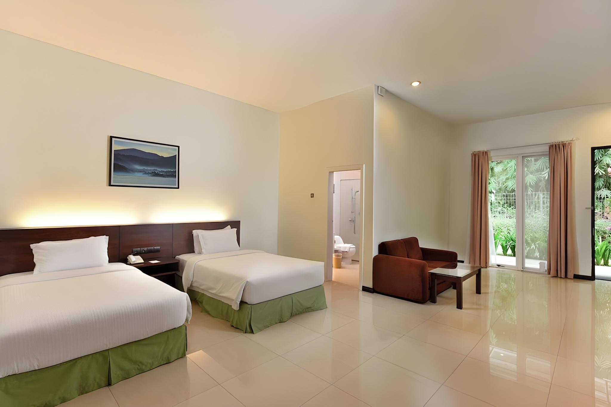Super, Deluxe, Double Bed