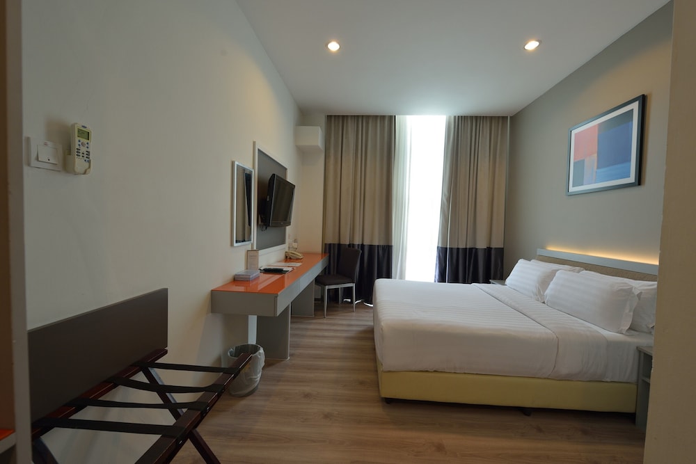 Abell Hotel Kuching 13/50