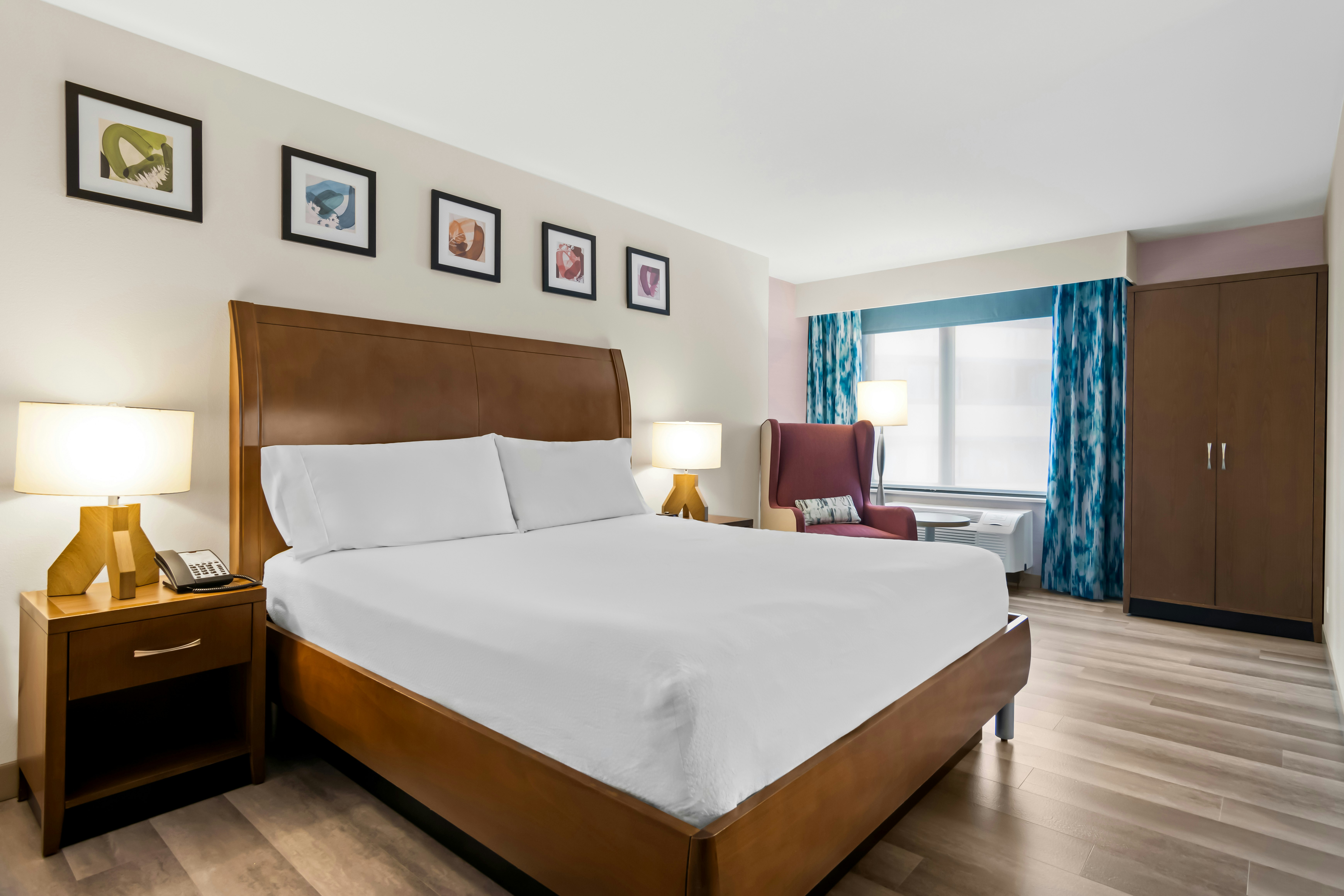 Room, King Bed, Accessible