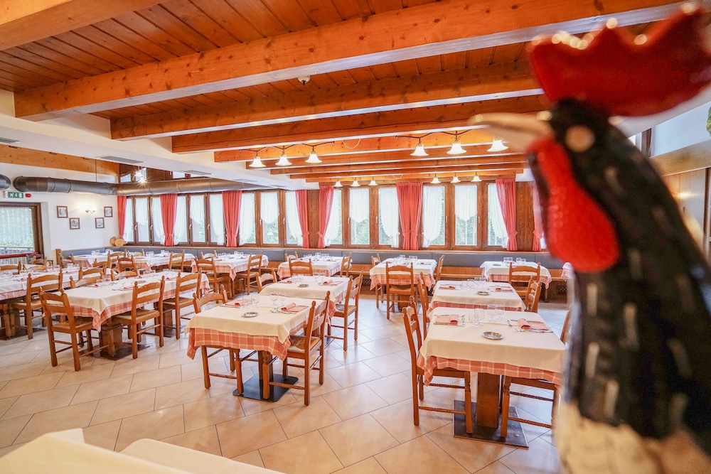 GH Hotel Fratazza 48/60
