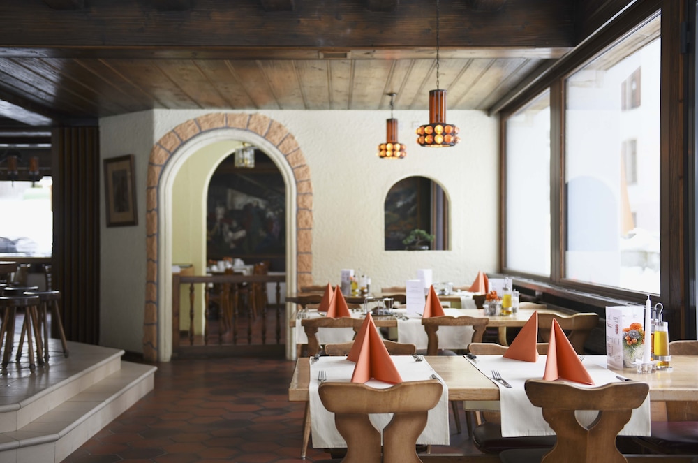 Matterhorn Inn 42/57