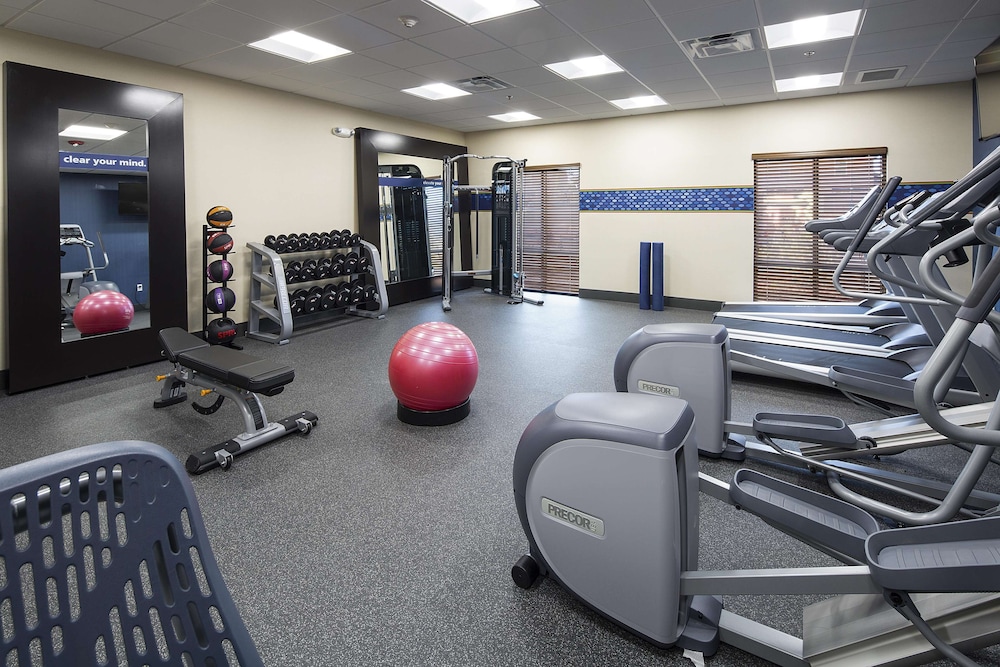 Hampton Inn Suites Page Lake Powell 24/42