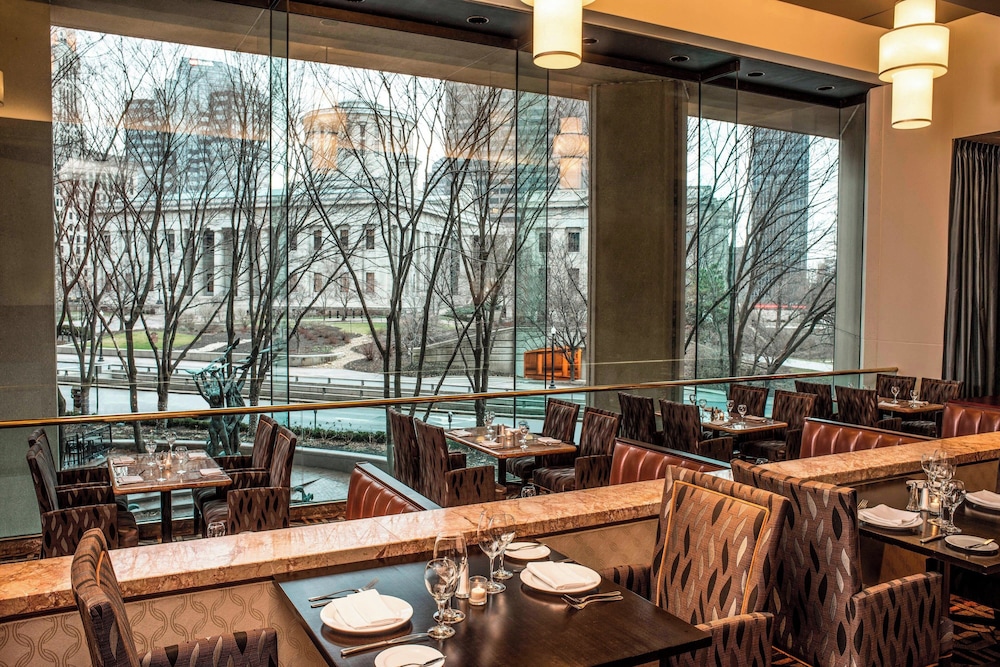 The Plaza Hotel Columbus at Capital Square 36/50