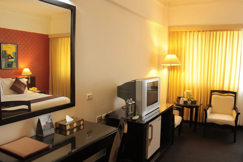 Chiangmai Hill 2000 Hotel 44/69