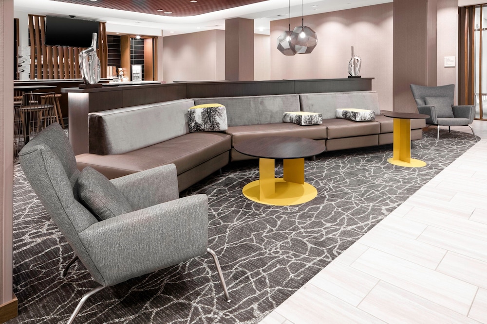 SpringHill Suites by Marriott Charlotte Airport Lake Pointe 8/16