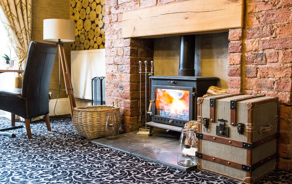 Hedley House Hotel 47/57