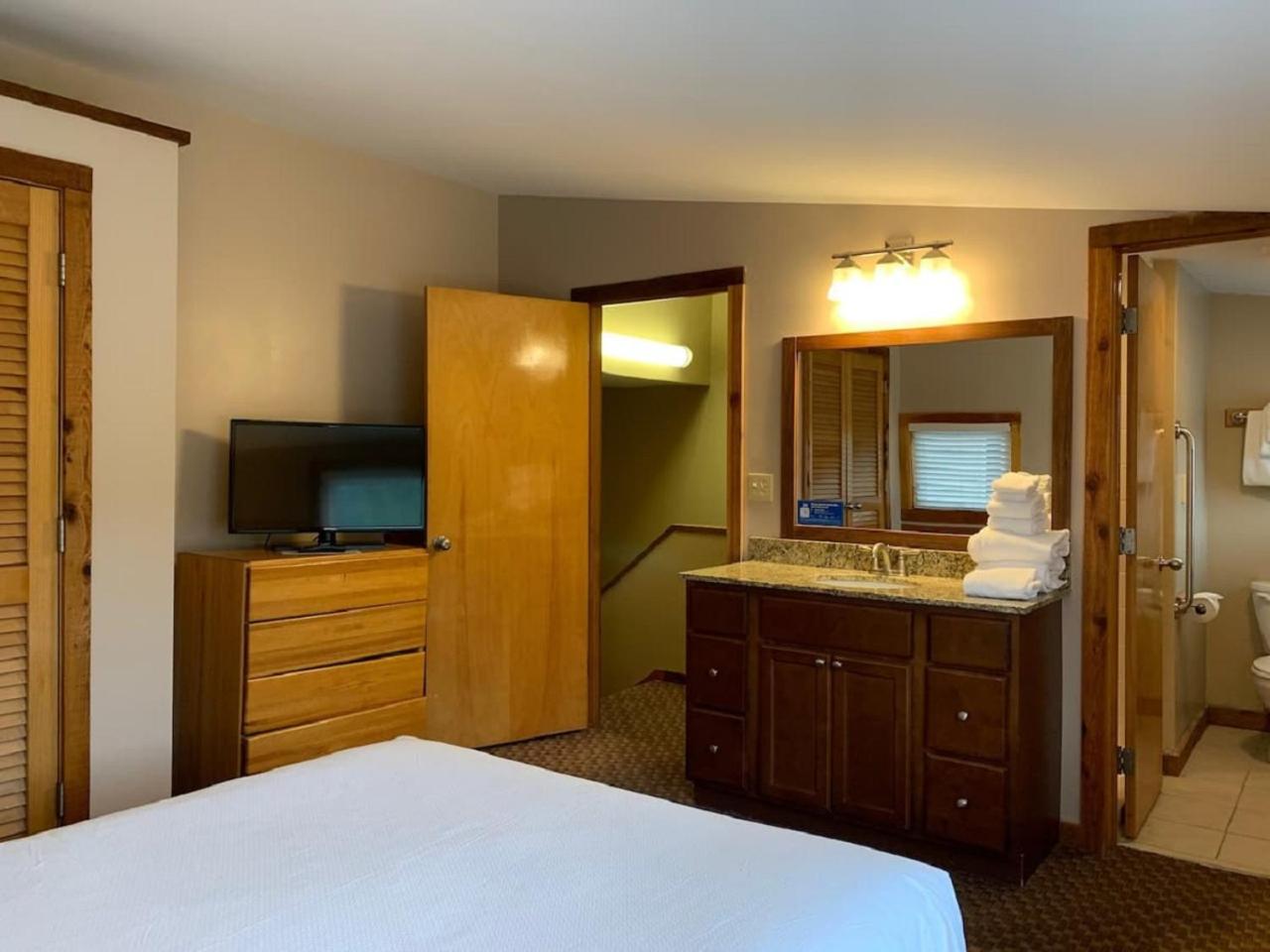 Pocono Villas Resort 9/50