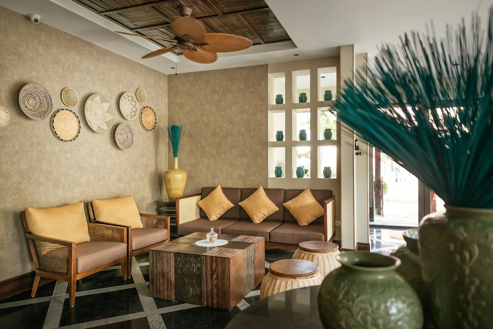 Aira Boutique Hoi An 45/67