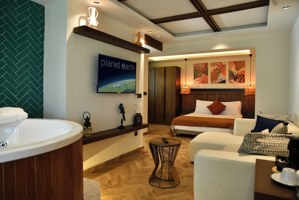Parmos Otel 18/50