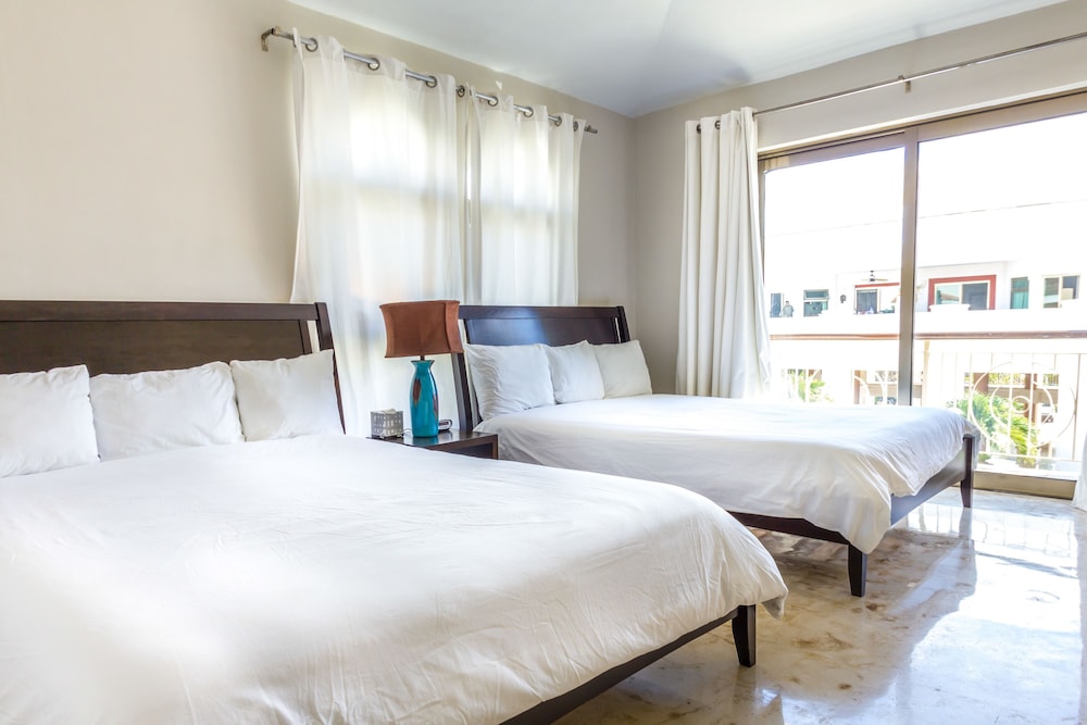 Paseo Del Sol Condohotel By Bric 54/100
