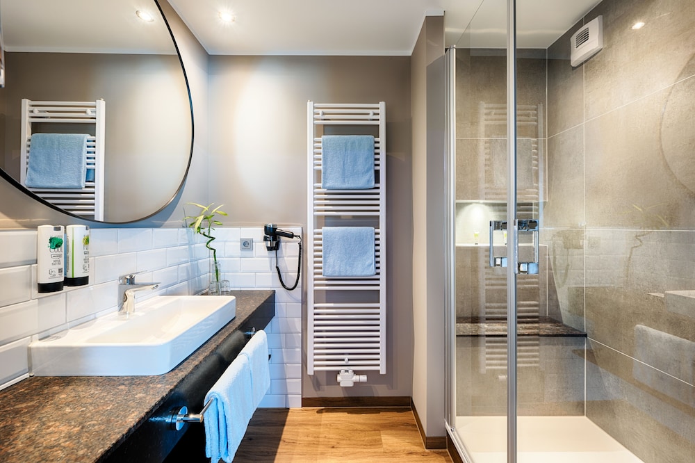 Seehotel Am Stausee 30/71