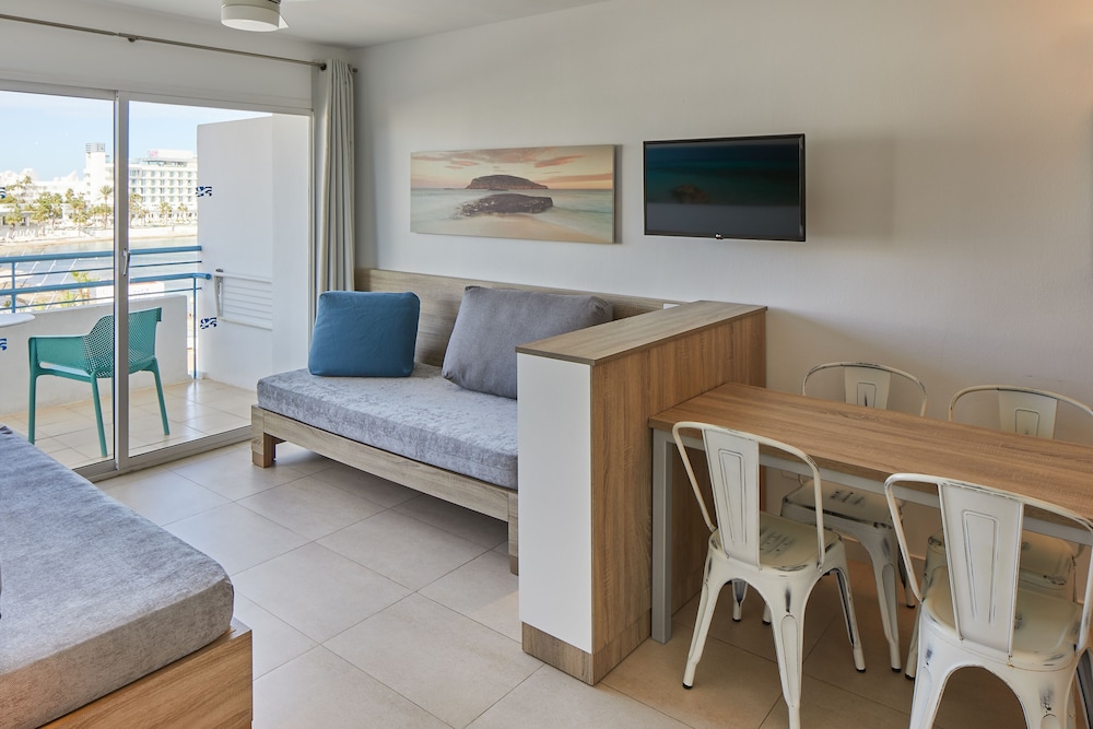 Playa Bella Beach Apartments 23/50
