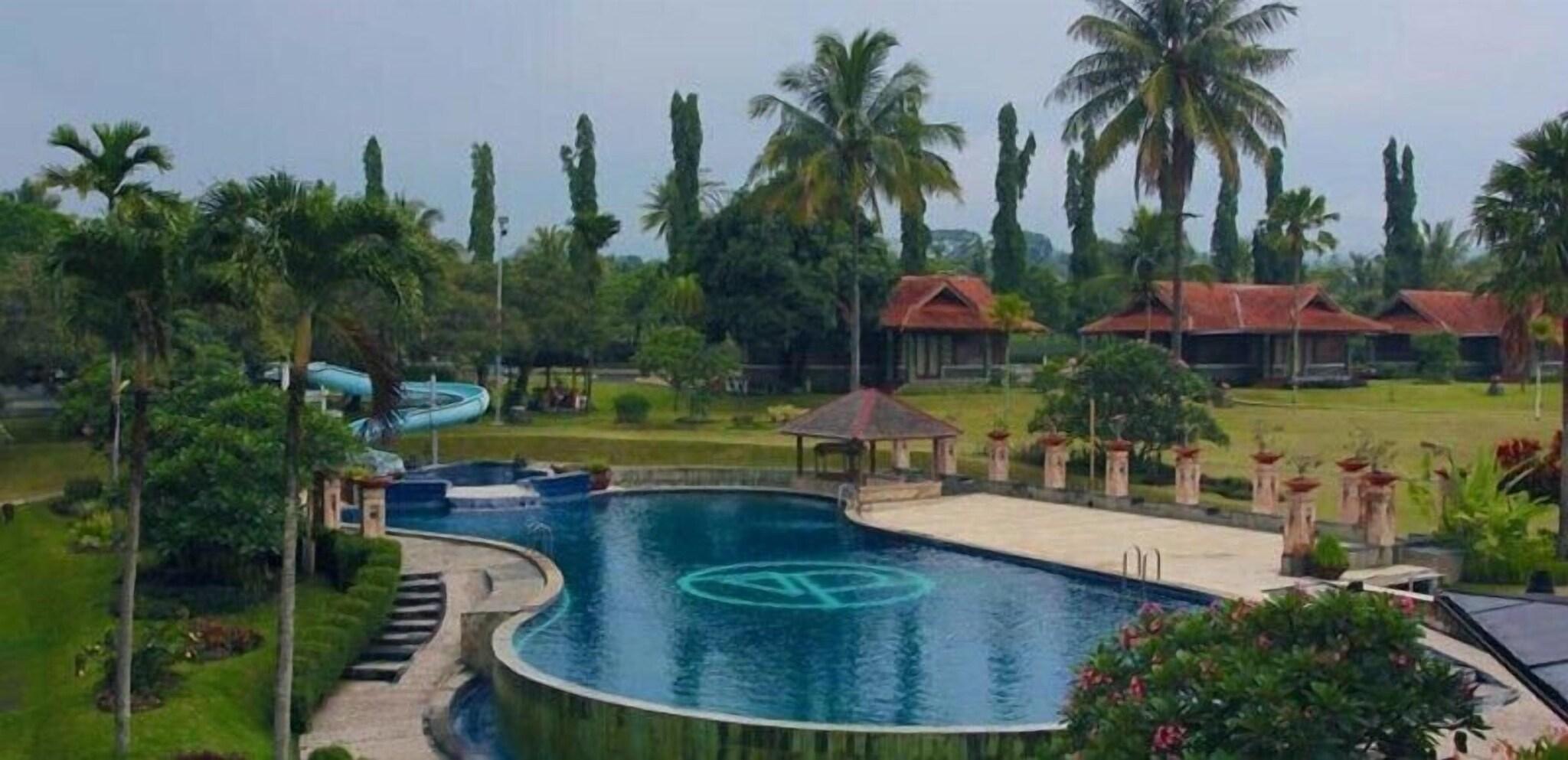 Tirtasanita Resort By Horison 19/21