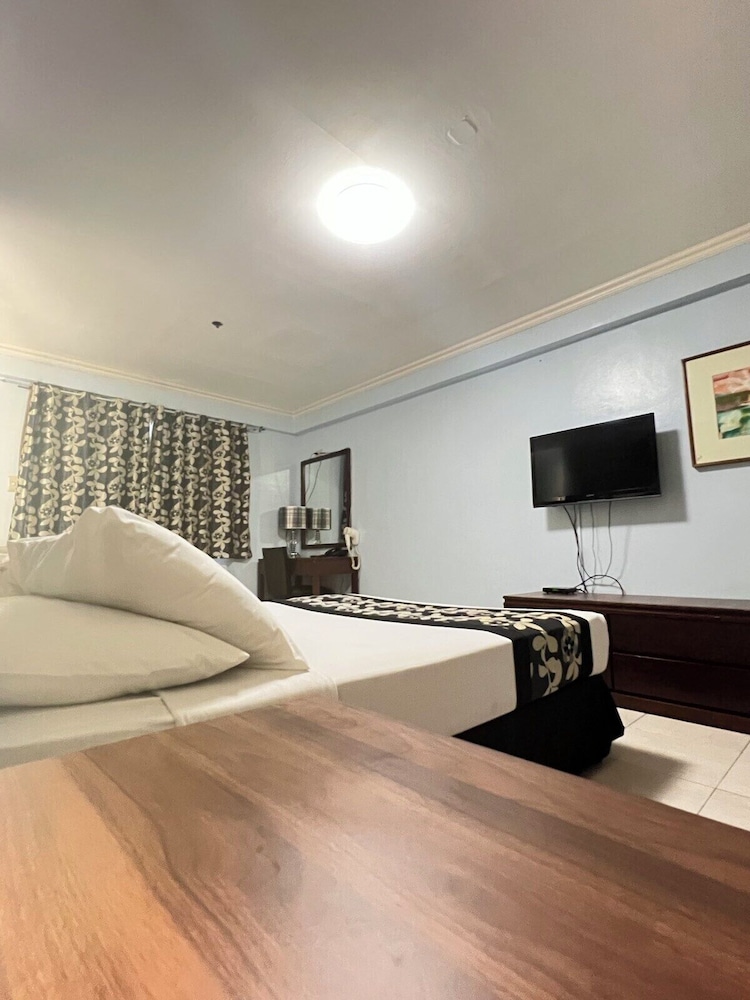 Jupiter Suites 21/50