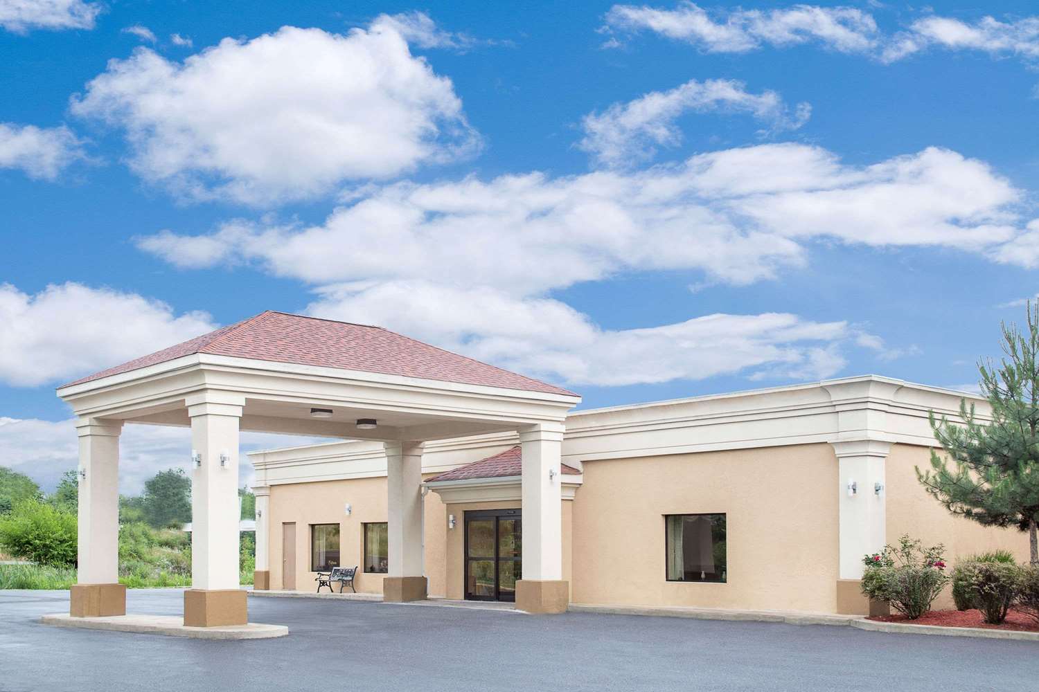 Super 8 by Wyndham Danville 1/13