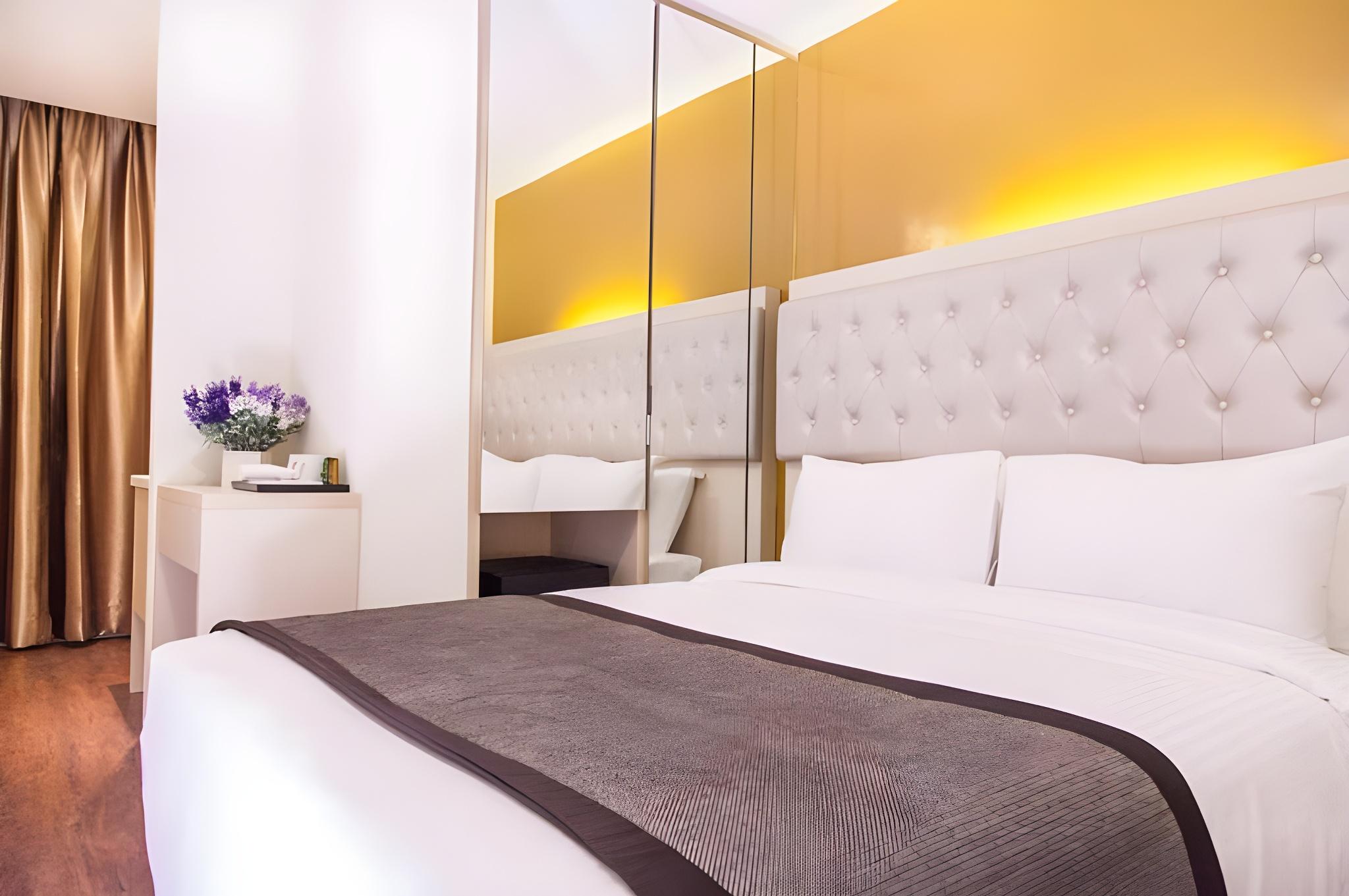 Nest, Superior, Double Bed, No Window