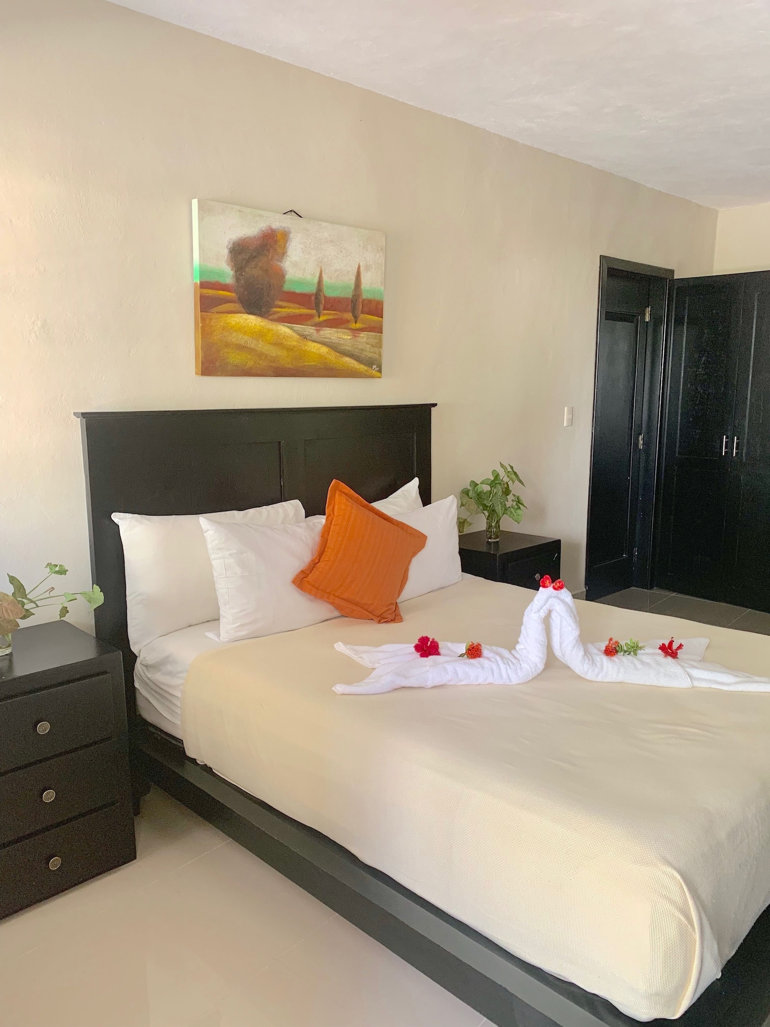 Standard, Double Bed, Fountain View