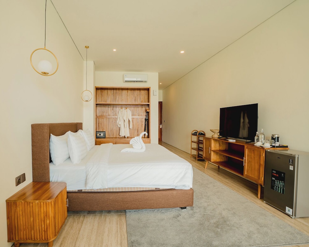 Grand, Horizon, Suite, King Bed