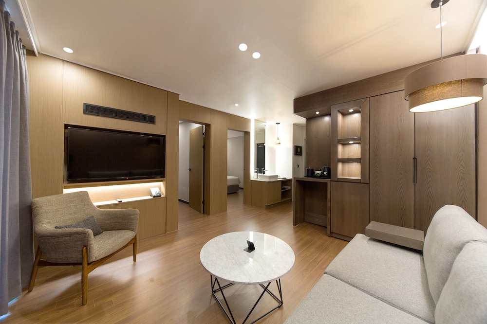 Dignity Hotel 47/70