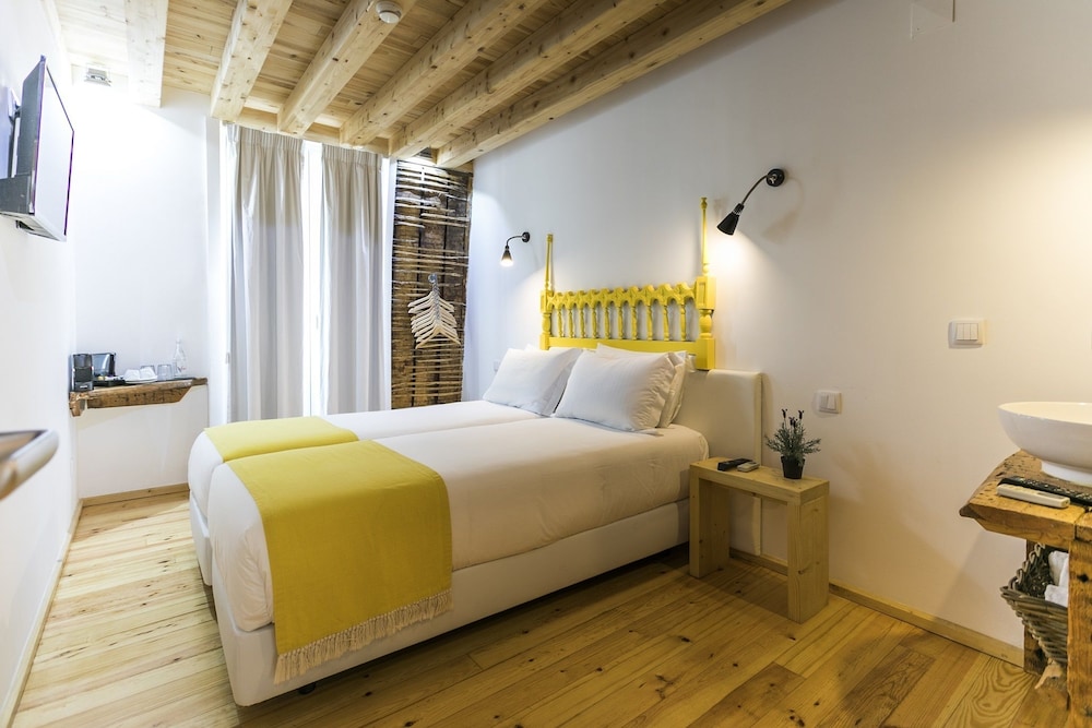 262 BOUTIQUE HOTEL 41/74