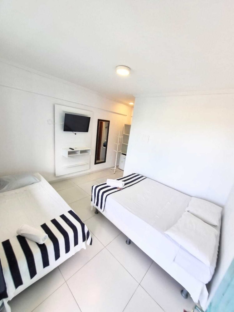 COMFORT, SUITE