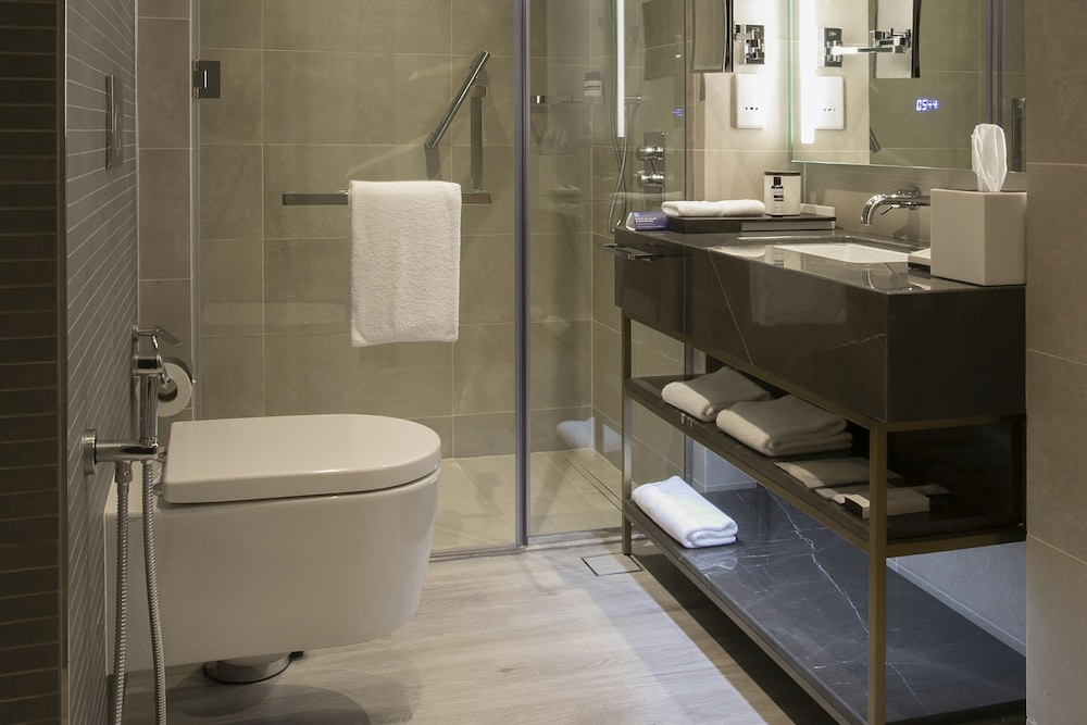 Hyatt Regency Al Kout Mall 70/70