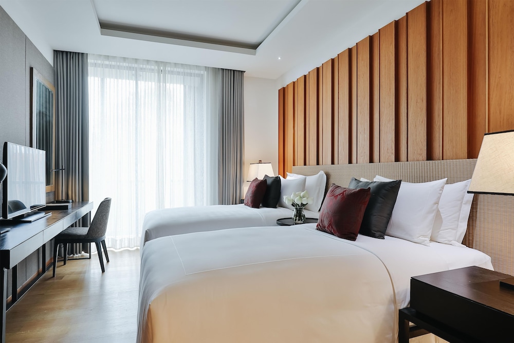 Anantara Chiang Mai Serviced Suites 16/75