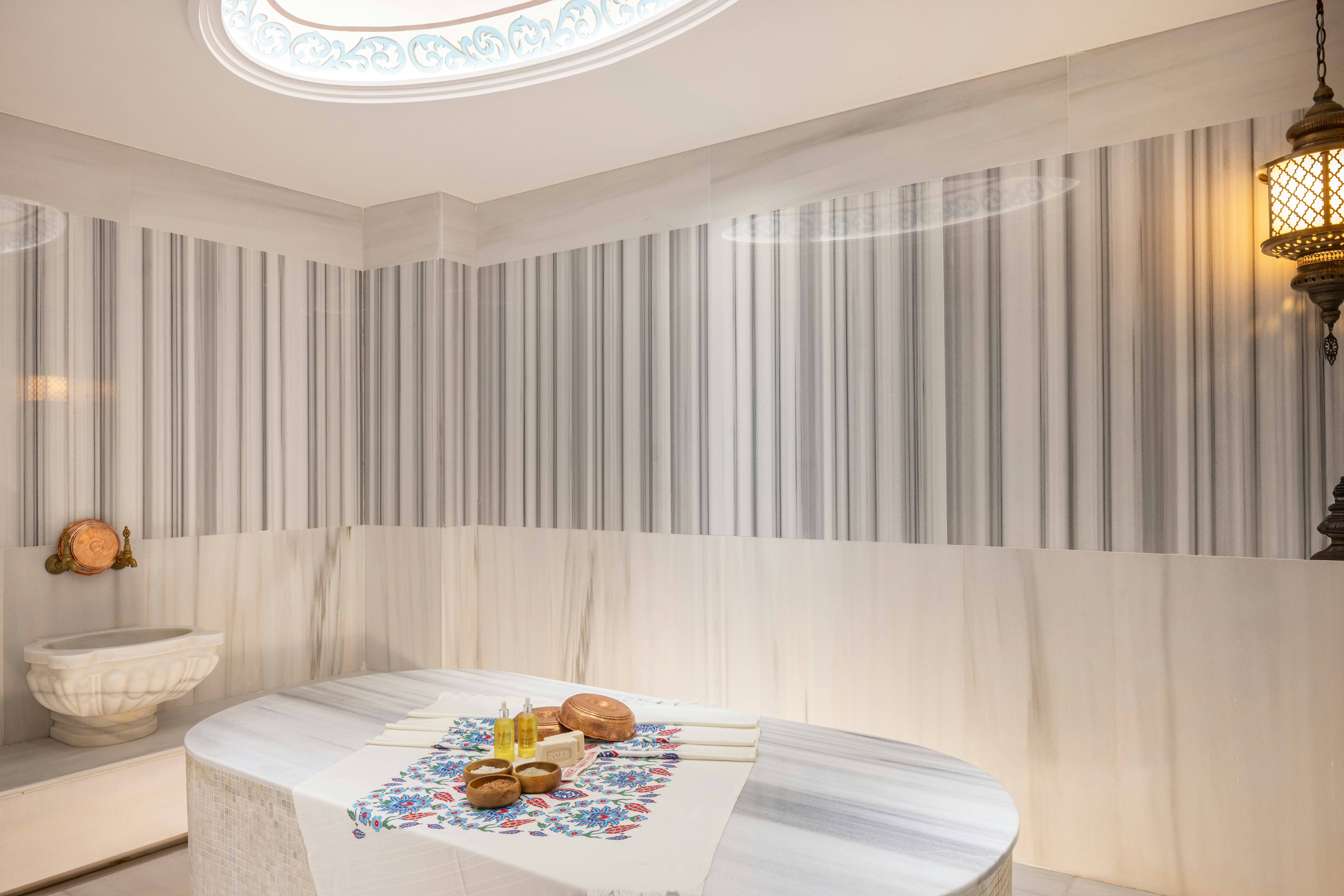 Doubletree By Hilton Hotel Istanbul - Moda 30/90