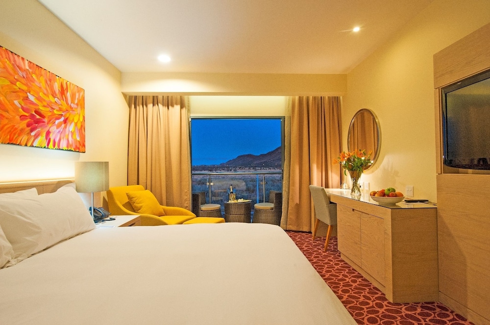 Crowne Plaza Alice Springs Lasseters 20/57