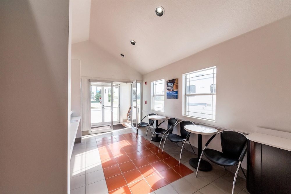 Motel6 Seguin, TX 36/53