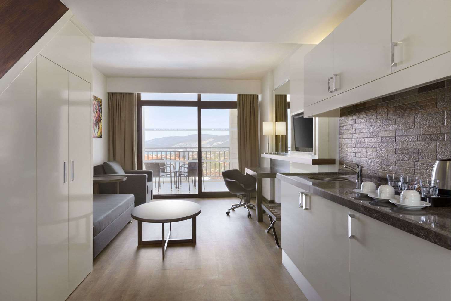Ramada Resort by Wyndham Akbuk 18/18
