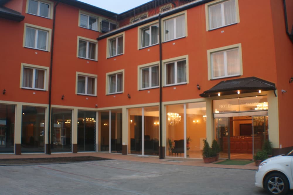 Hotel Daisy Superior 49/56