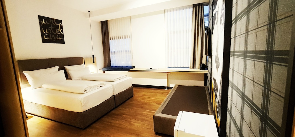 Roomingtons Munich Airport 8/46