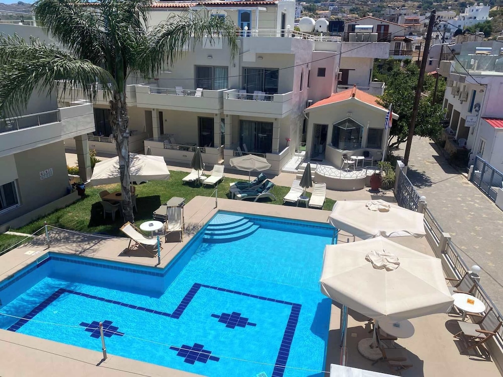 Sirena Apartments 7/46