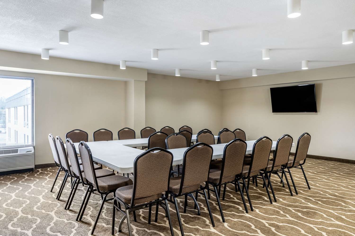 Comfort Inn & Suites Clemson - University Area 36/49