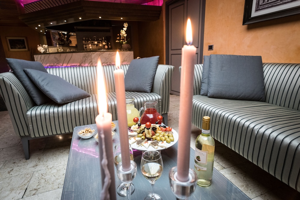 Hotel Gialletti 37/48