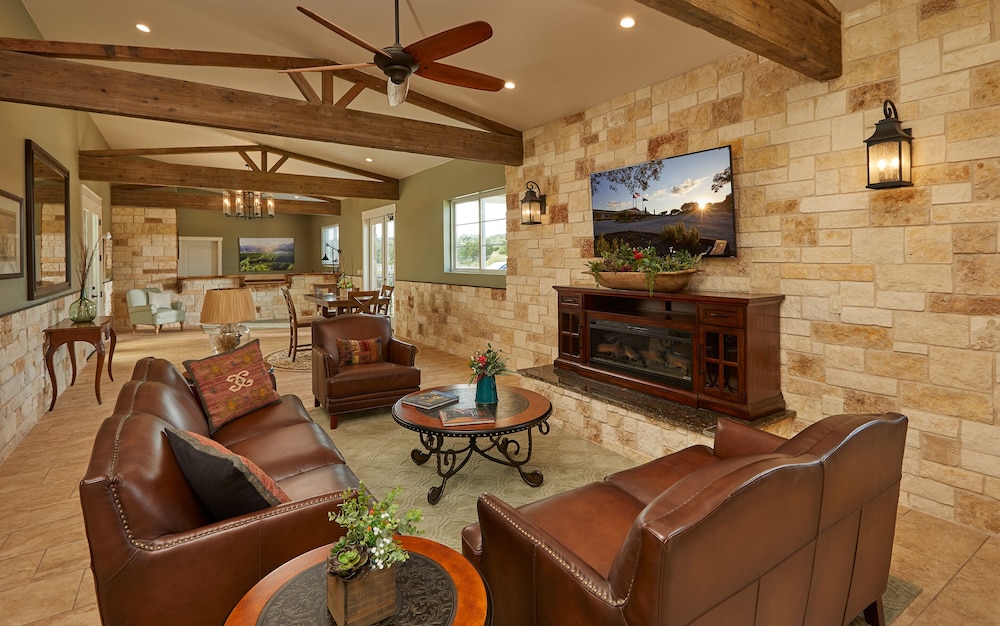 Carter Creek Winery Resort & Spa 23/39