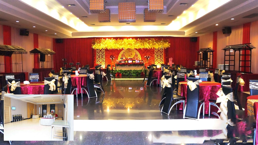 Orchardz Hotel Gajah Mada 25/25