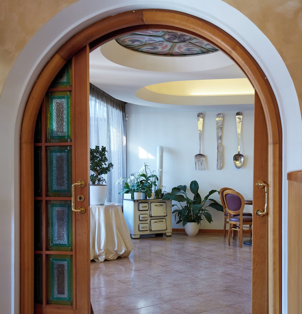 Albergo Ristorante Belvedere 12/22