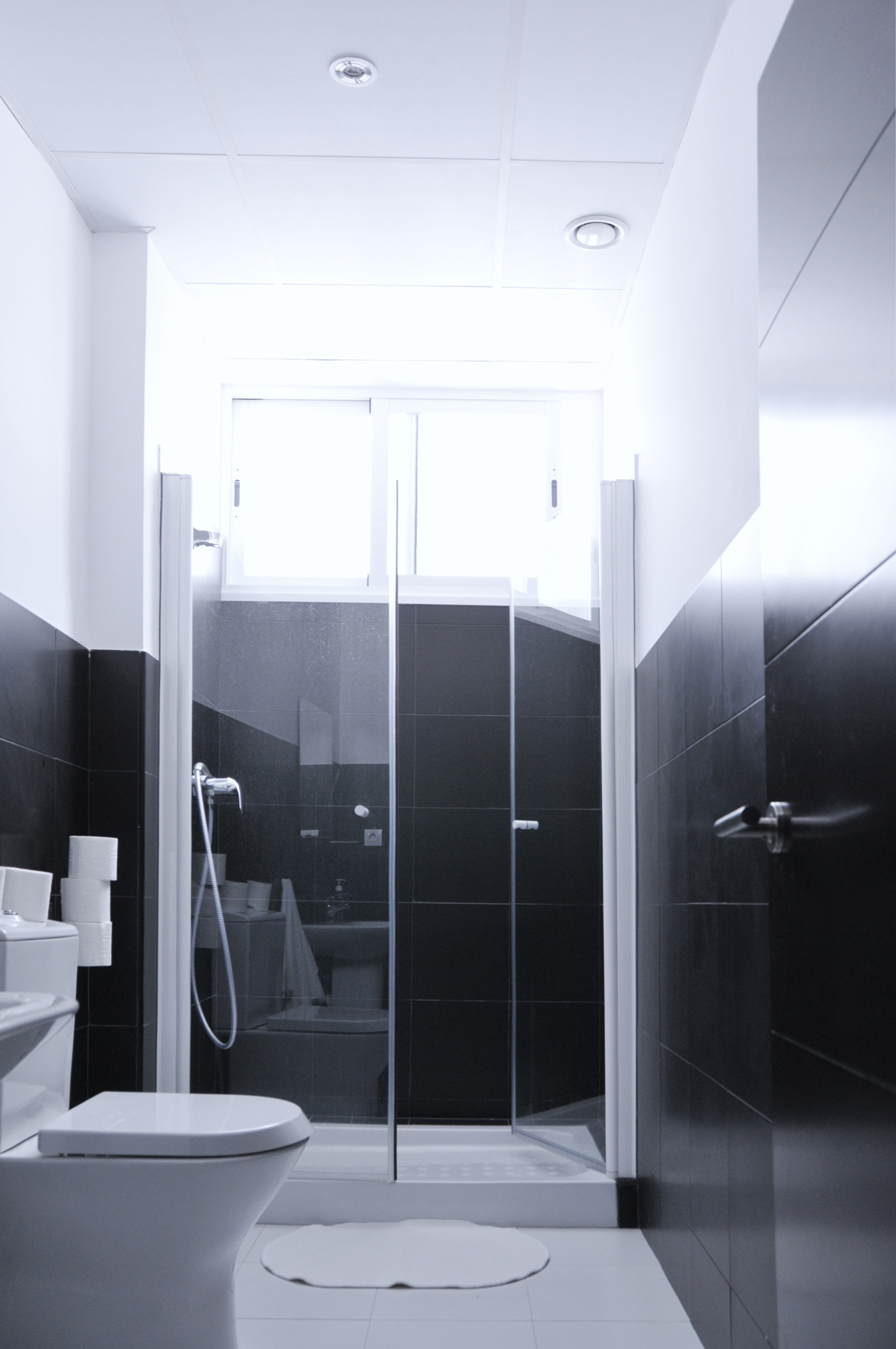 Mixed Dorm, 8 People, Shared Bathroom