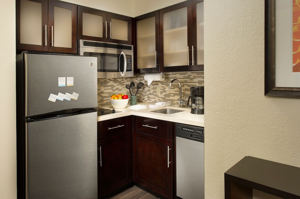 Staybridge Suites Miami Doral Area 45/55