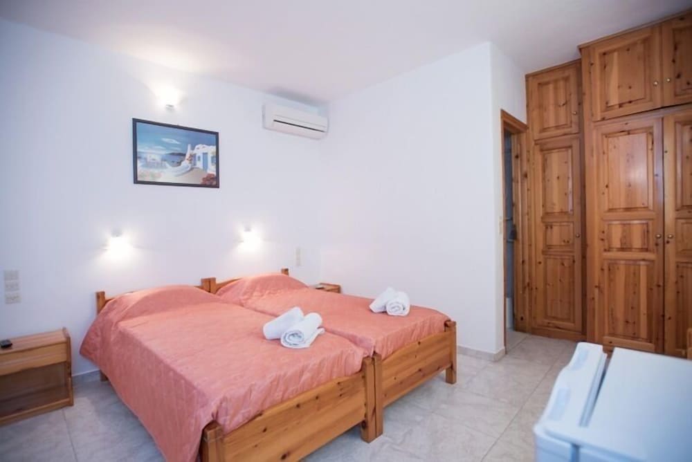 Florance Rooms 12/42