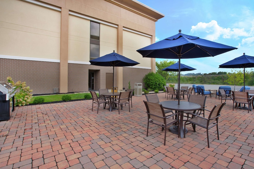 Hampton Inn Marietta 7/58