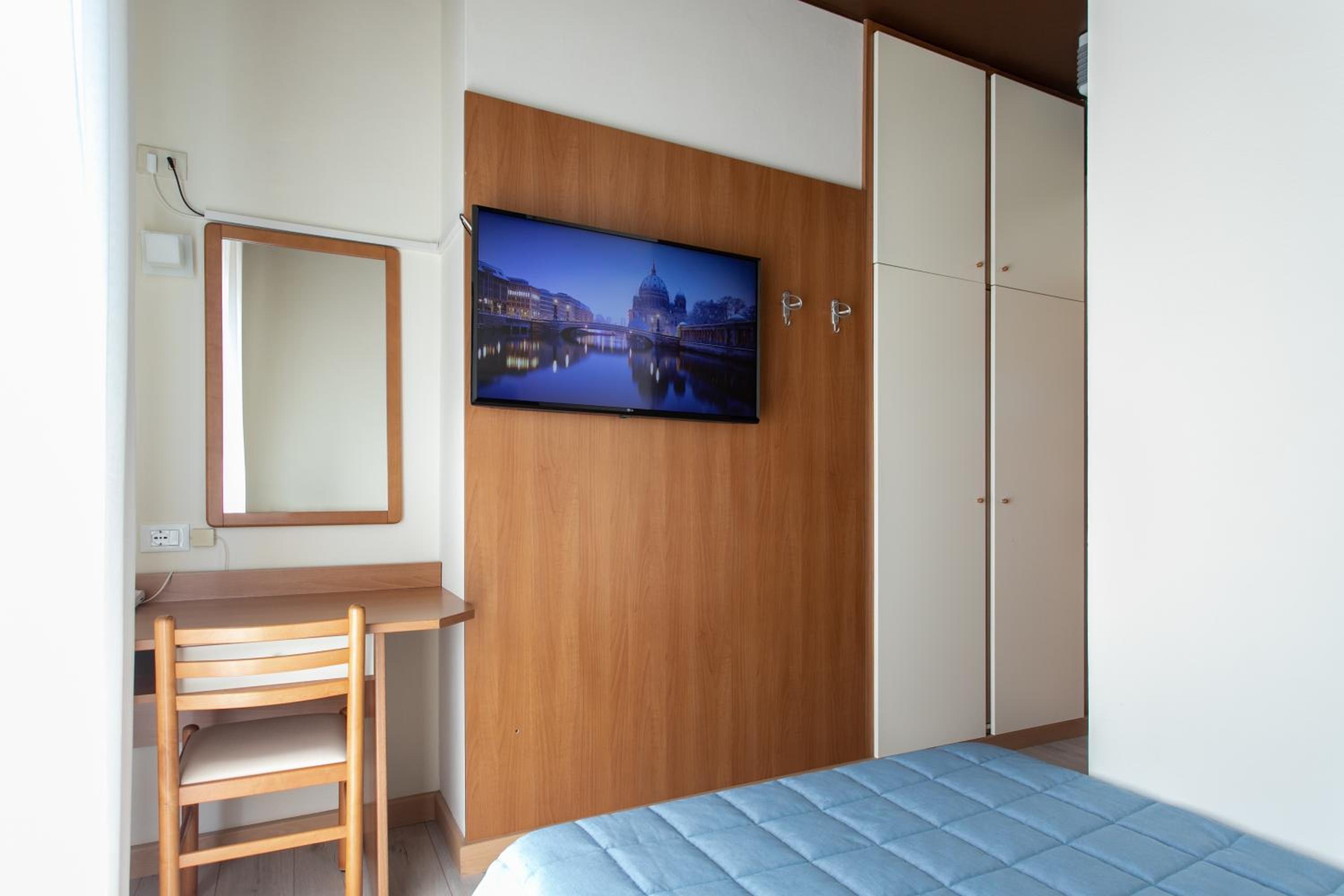 Hotel Ancora 10/50