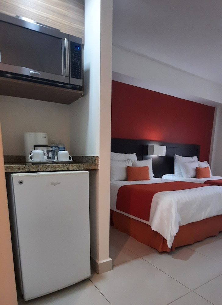 Bahia Escondida Hotel 23/65